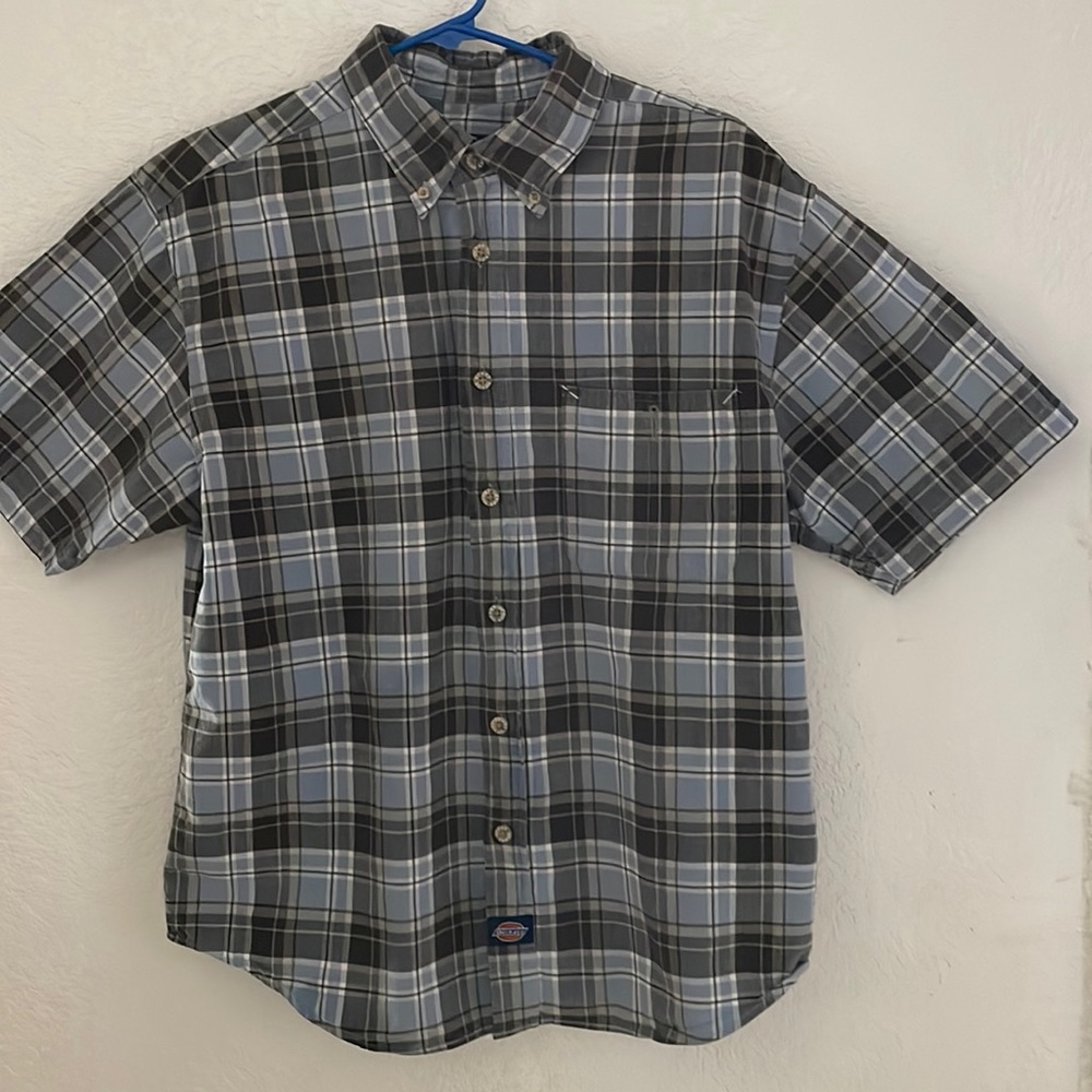 Men’s large shirt